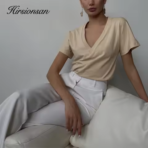 Hirsionsan 2023 夏季 V 领 T 恤女式基本款短袖棉质女式柔软 T 恤上衣 Kintwear 原宿女士 T 恤